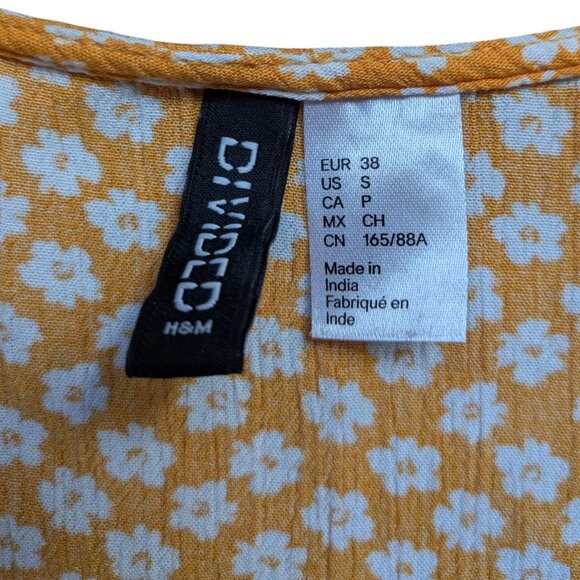 H&M Orange and White Floral T-Shirt with Front Tie Women Size Small - Picture 7 of 7